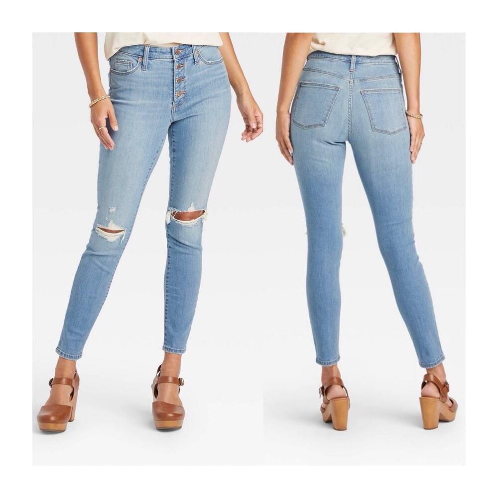 UNIVERSAL THREAD High-Rise Skinny Light Wash Distressed Size 0/25R